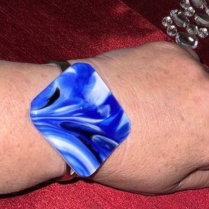 Gorgeous Glass bracelet
